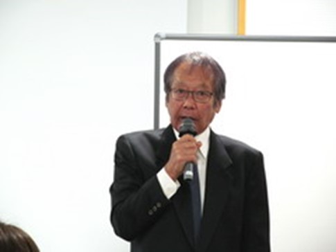 理事長のお写真